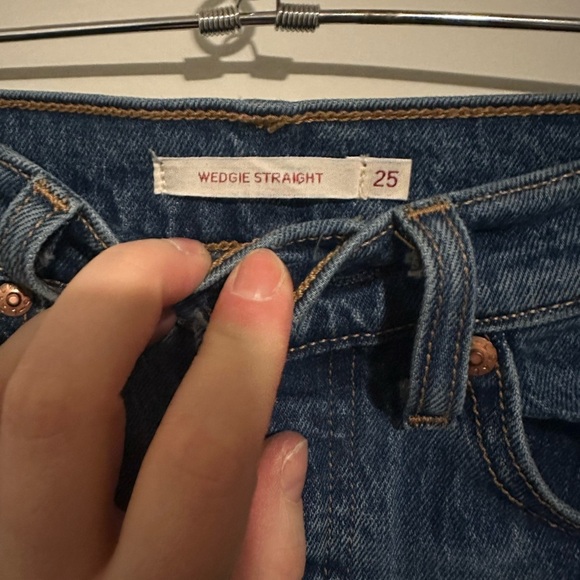 Levi’s Wedgie crop straight leg medium wash jean size 25 no flaws very - Picture 2 of 8